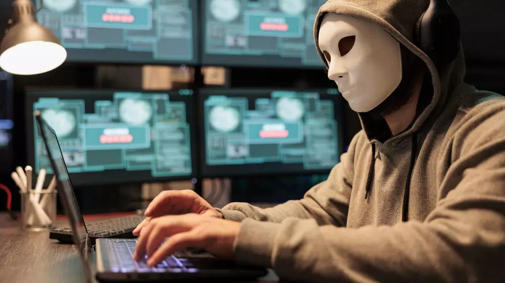 “Ақша жіберіп қоймасаңыз, басқа адам алып қояды“ - ІІМ алаяқтық туралы ескертті