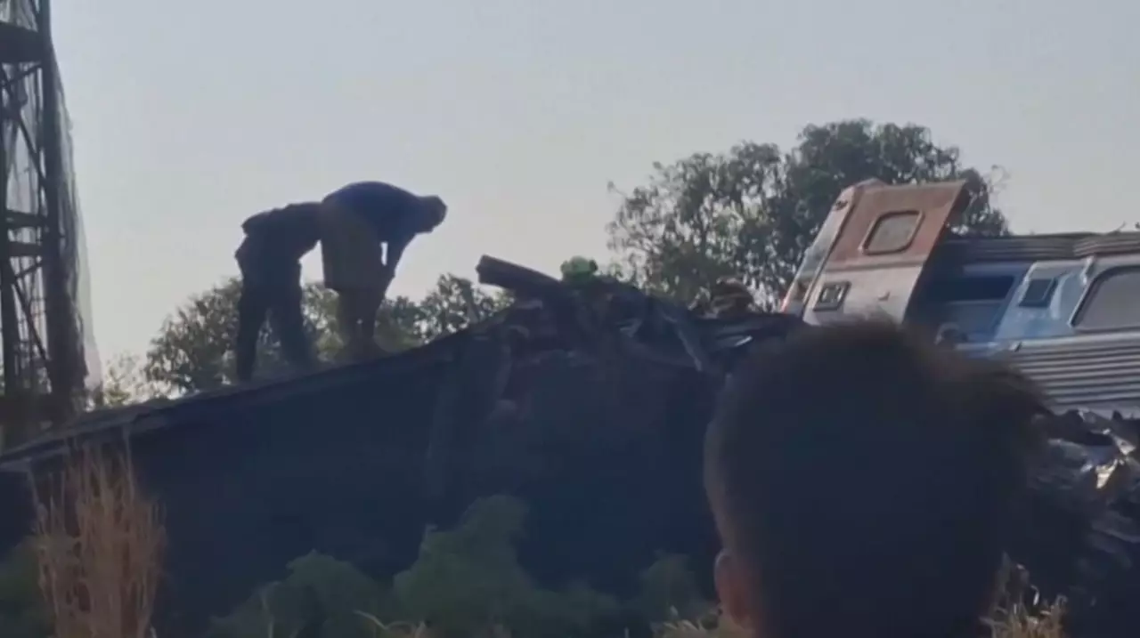 Таиландта теміржол апатынан 31 адам қаза тапты