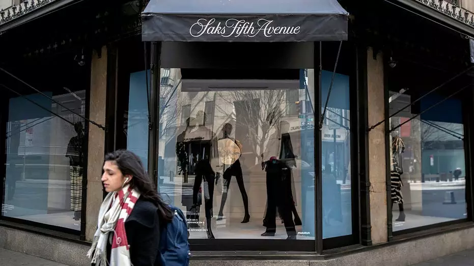 Saks Global подала на банкротство после сделки по приобретению Neiman Marcus за 2,7 млрд долларов.