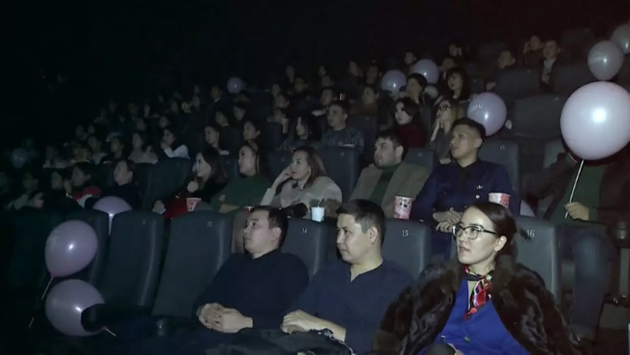 Работу кинотеатров раскритиковал депутат