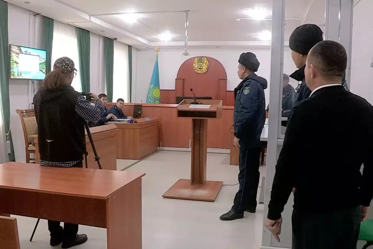 Избивал беспомощного отца: сыну-абьюзеру грозит свыше 6 лет лишения свободы