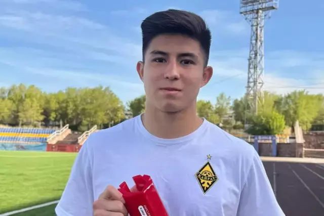 "Қайраттың" жас ойыншысы "Челсидің" болашақтағы қатарынан көрінді
