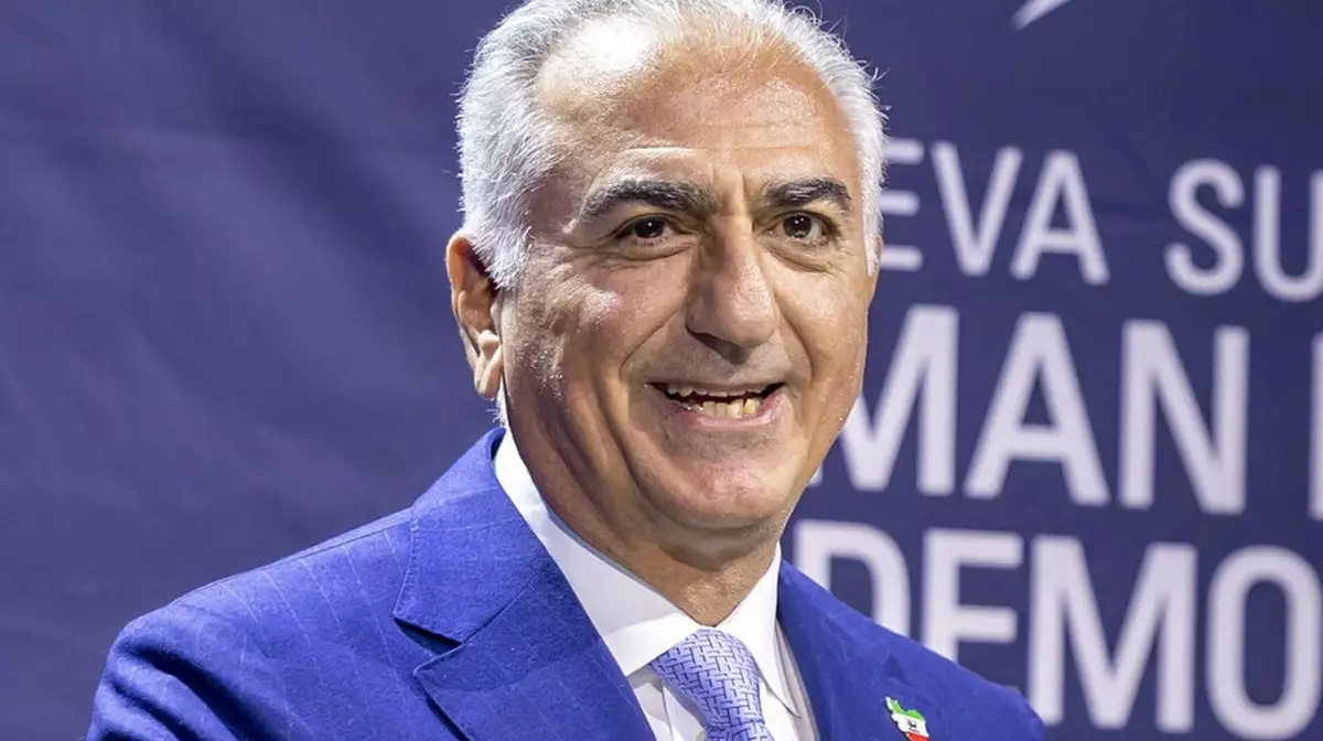 Сын последнего шаха Ирана встретился с посланником Трампа и предложил план свержения режима