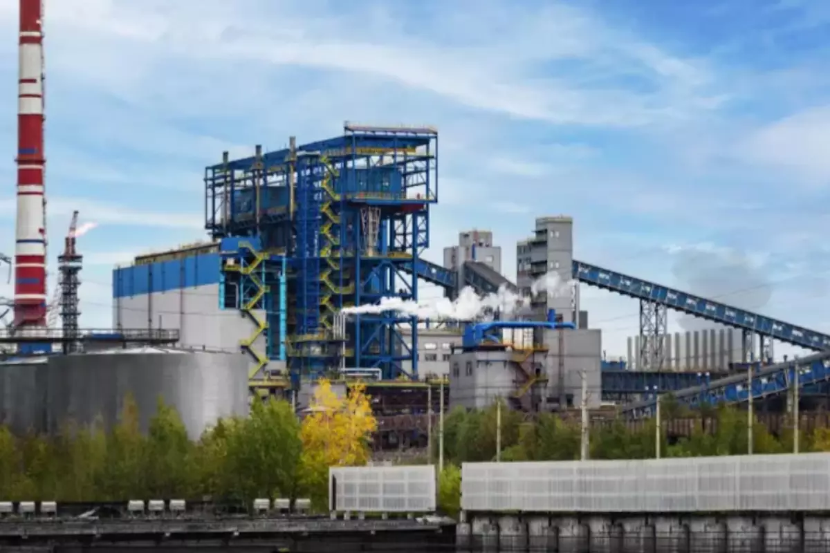 Казахстанцы погибли на заводе в России