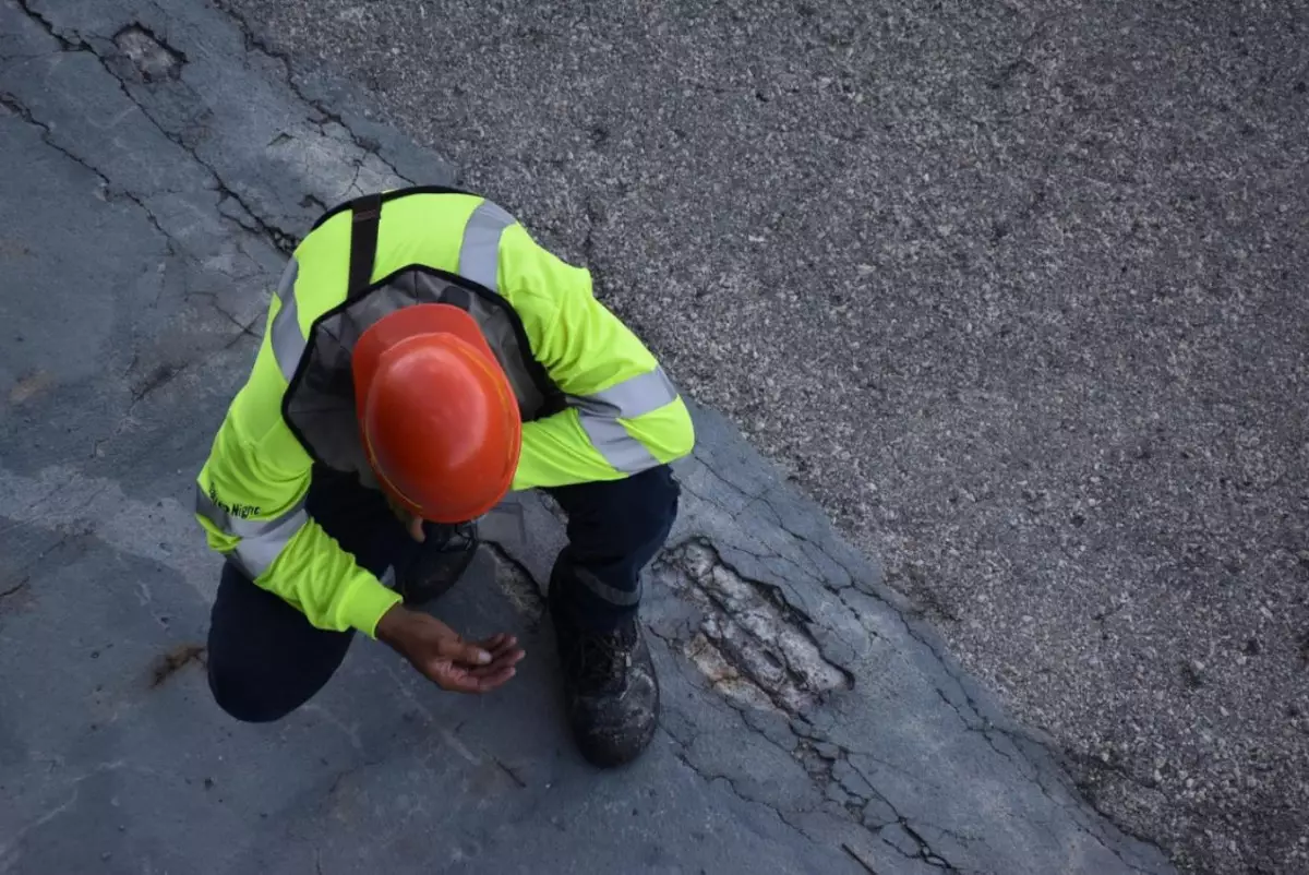 Два казахстанца погибли на заводе в России