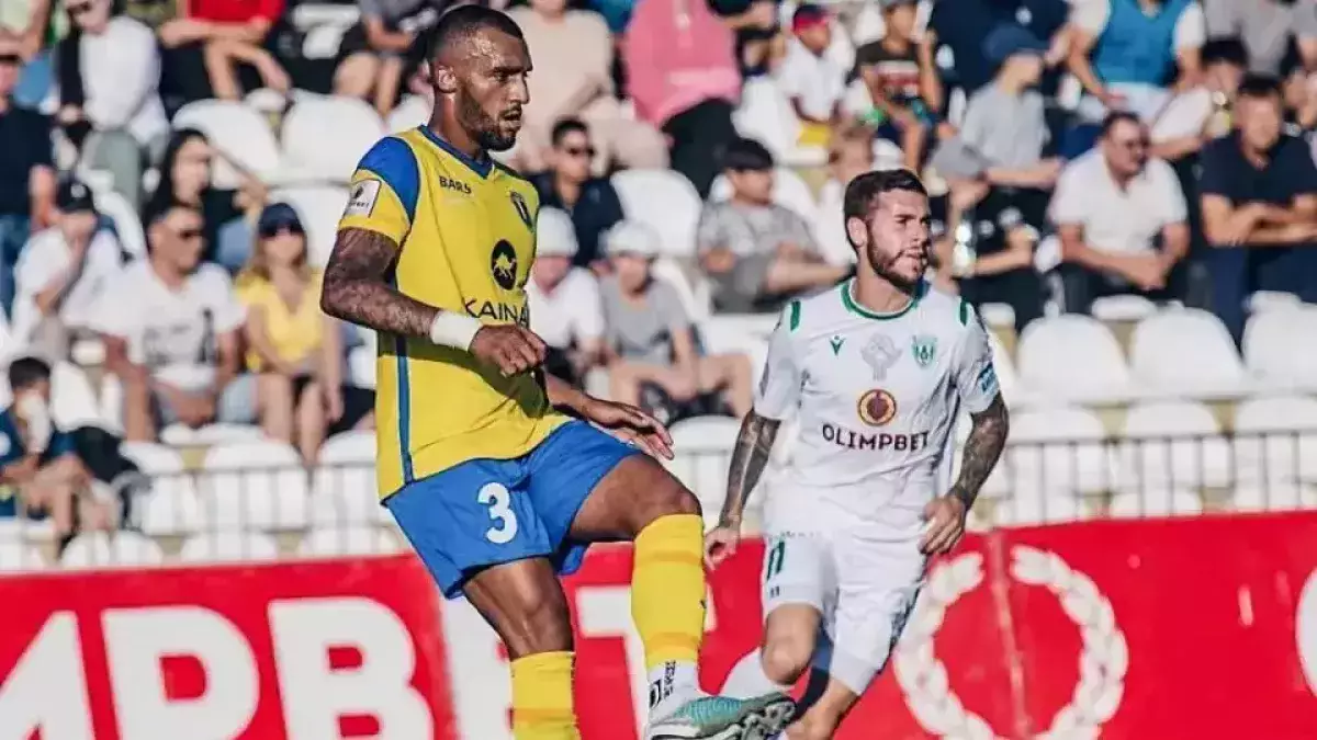 Қазақстанда бес жыл ойнаған футболшы терезеден секіріп қайтыс болды