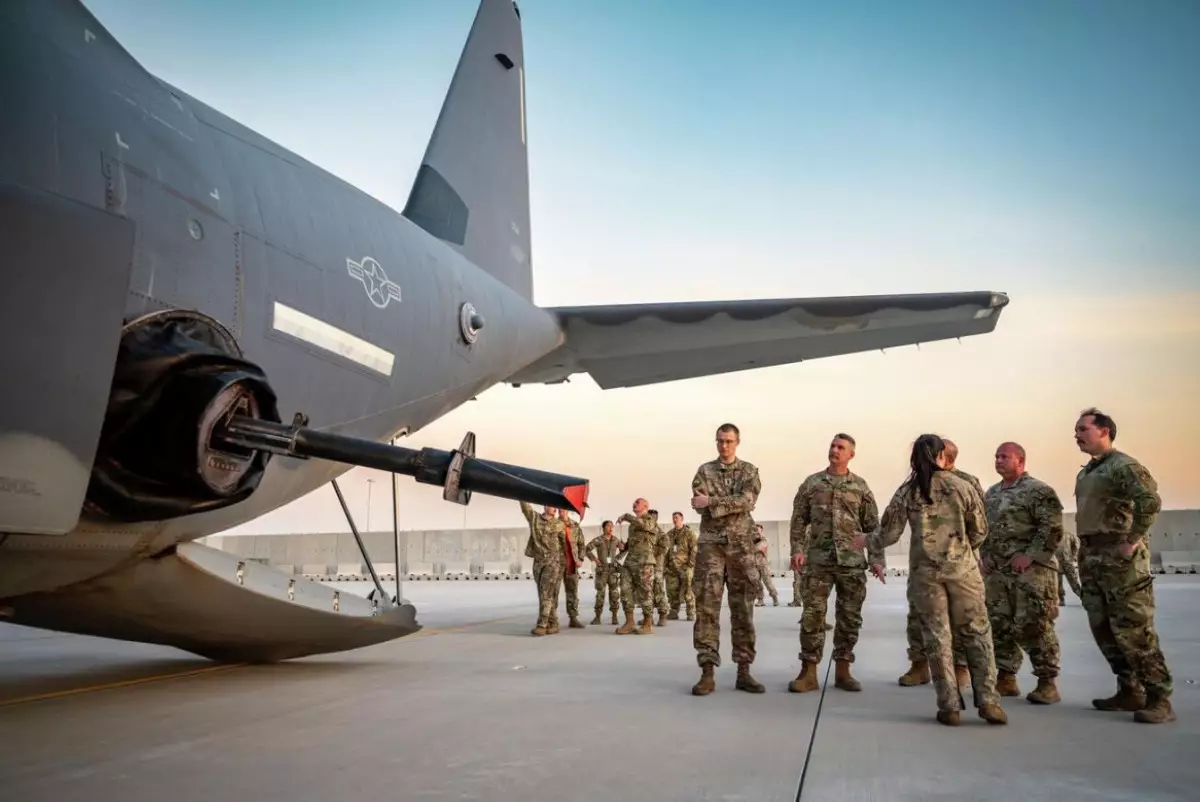 США эвакуируют людей с военной базы Аль-Удейд в Катаре