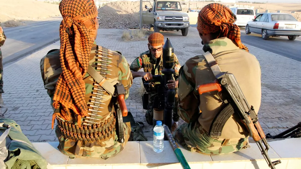 Вооруженные курдские бойцы пытаются прорваться через границу Ирана на фоне растущей региональной угрозы и протестов.