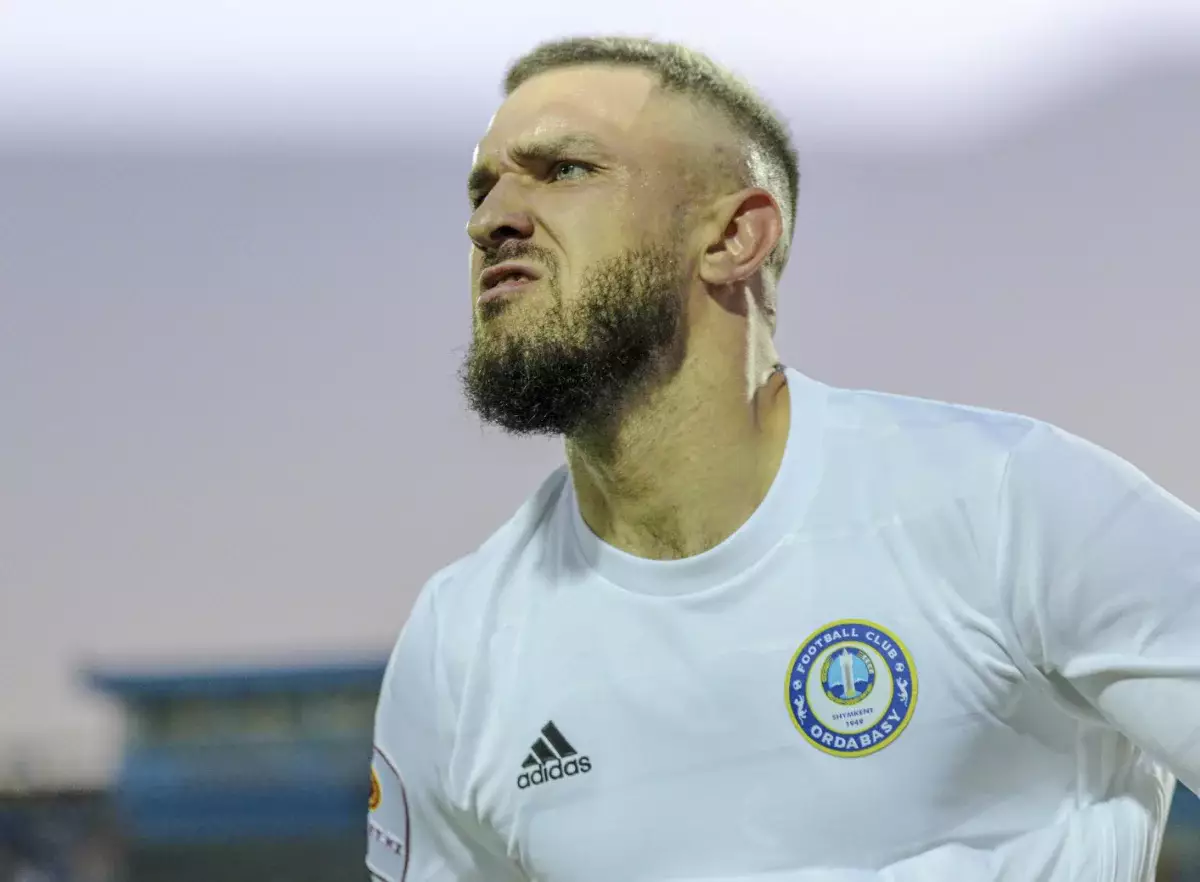 “Астана-Аренаның” киесі ме, әлде жасанды көгал ма? – “Қайрат” “Брюггені” қалай тоқтатады?