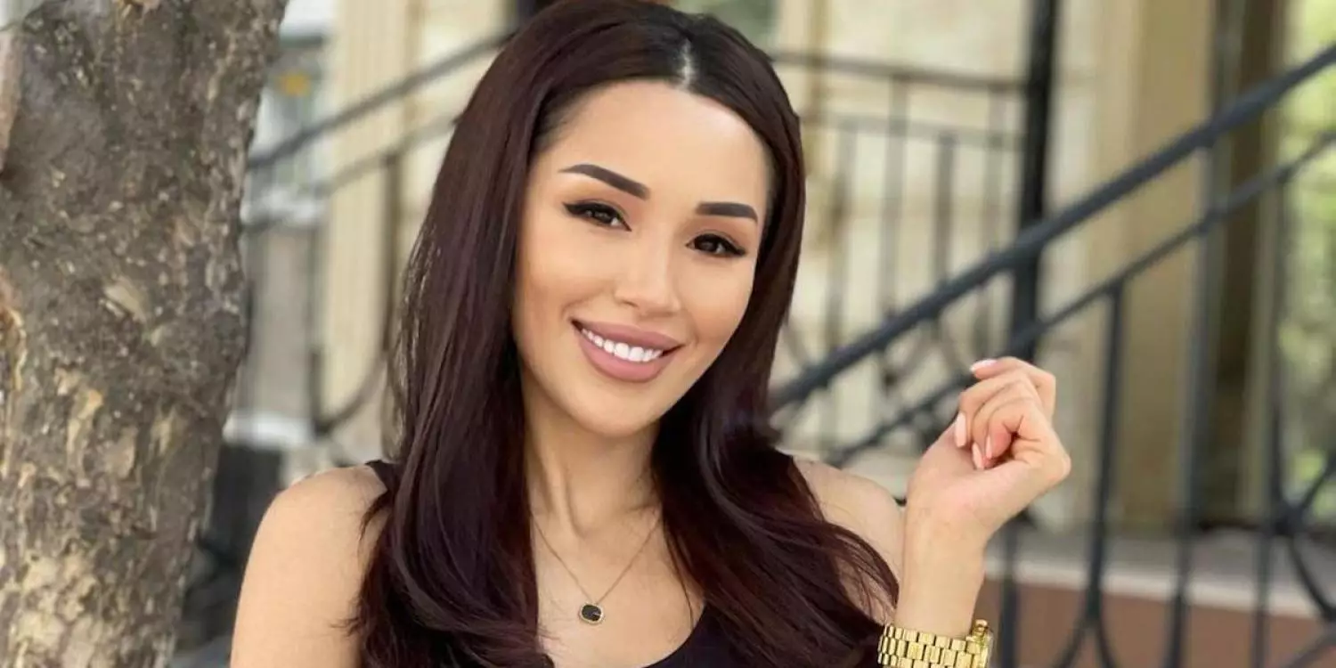 «Баян Мақсатқызын сатып кеткендей болдым»: «КешYOU» тобының экс-солисі Элизат Берік шындықты жайып салды