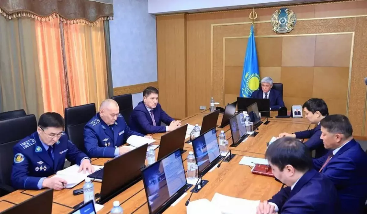 Ата-ана, мектеп, психолог: Қарағанды облысында жасөспірімдер суицидінің алдын алу тәсілдері жаңартылуда