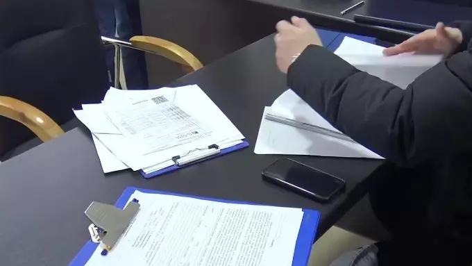 Сақтандыру қорынан 682 млн теңге ұрлаған: Күніне 150 адамға жалған диагноз қойған басшы ұсталды