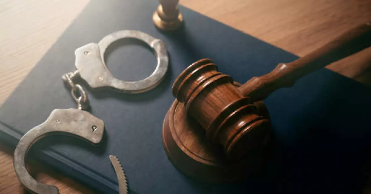   Пациенттердің есебінен Испаниядан үй, Астанадан пәтер алған   