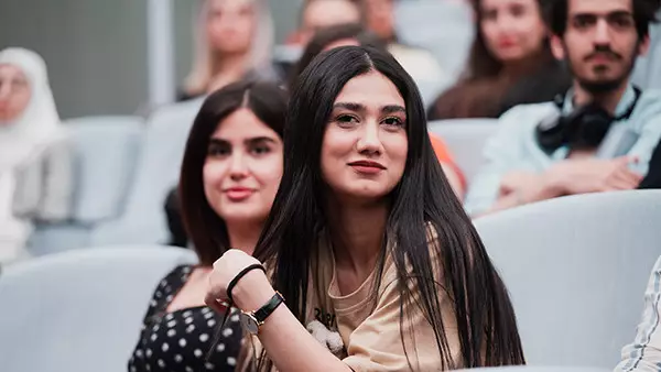 Иранда қанша қазақстандық студент бар?