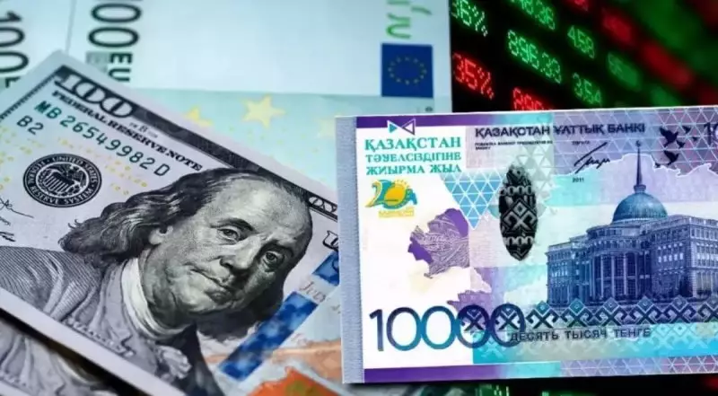 1500 тенге за доллар: экономист заявил о необходимости девальвации