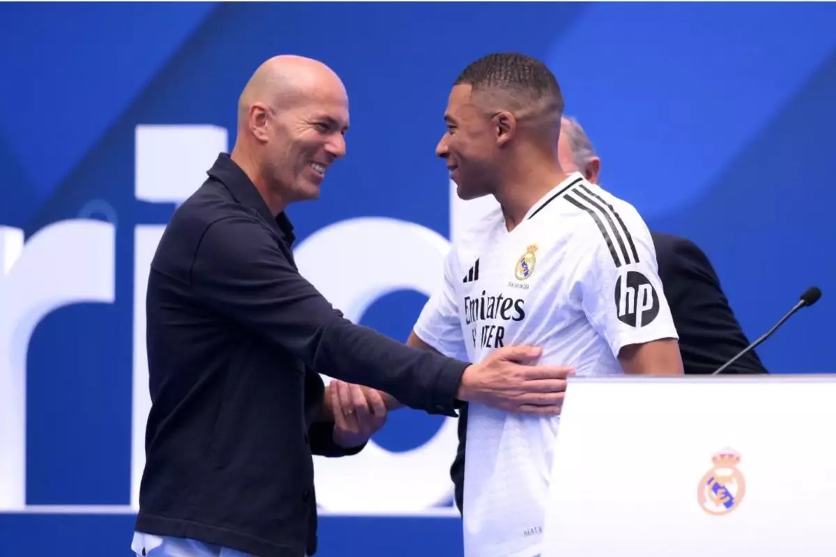 Зинедин Зидан үшінші рет “Реалдың” бас бапкері болуға жақын