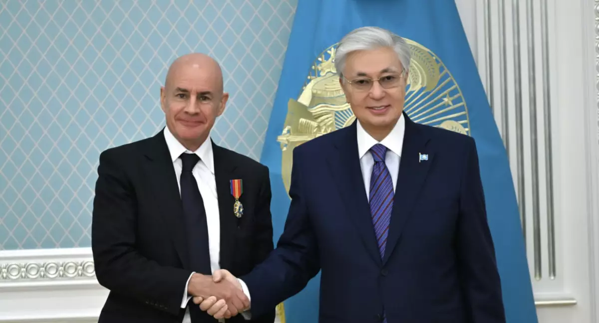 Президент Йохан Элиашты II дәрежелі «Достық» орденімен марапаттады