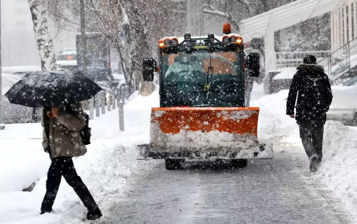 Снег и мороз до -13°C: Алматы готовится к удару стихии 16-17 января