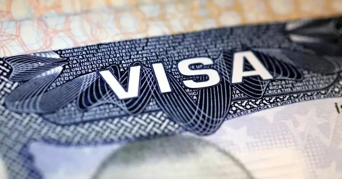  АҚШ 75 елдің азаматтарына иммиграциялық виза беруді тоқтатты: тізімде Қазақстан да бар 