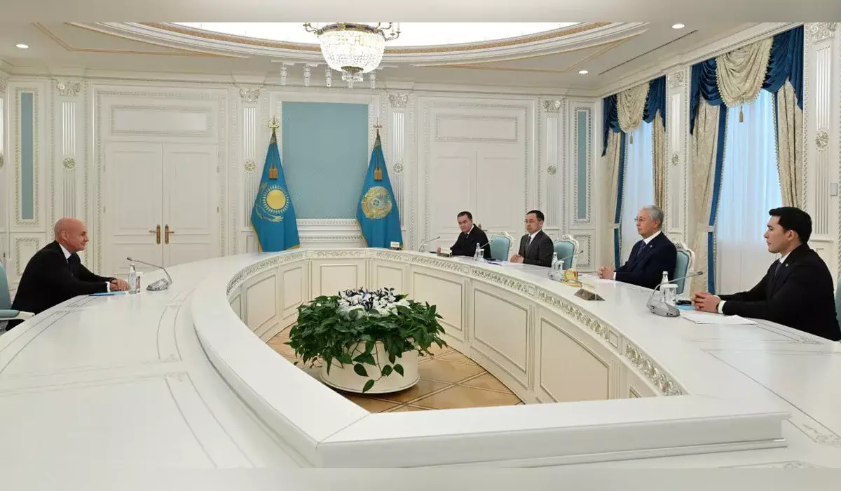 Тоқаев Халықаралық шаңғы спорты және сноуборд федерациясының басшысын қабылдады