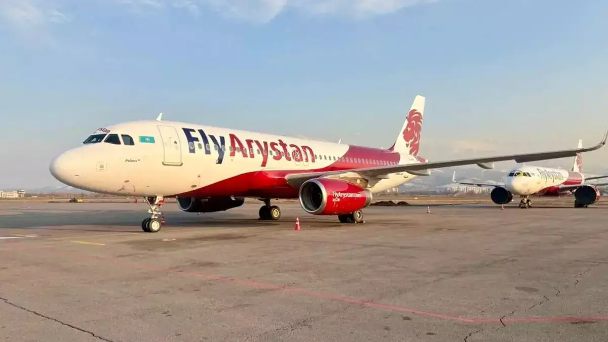 ЧП произошло с самолетом FlyArystan в Атырау: самолет «соскользнул» с полосы - новости на Lada.kz 15.01.2026