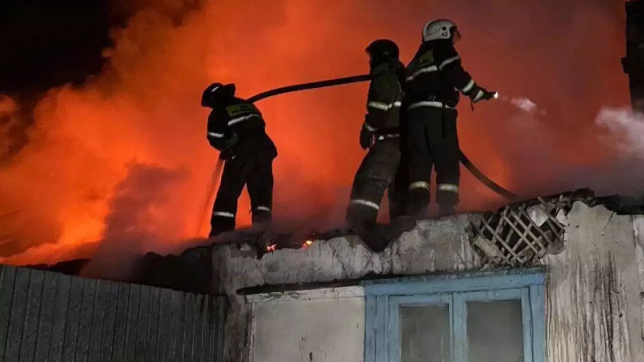 Двое детей погибли при пожаре в Павлодарской области