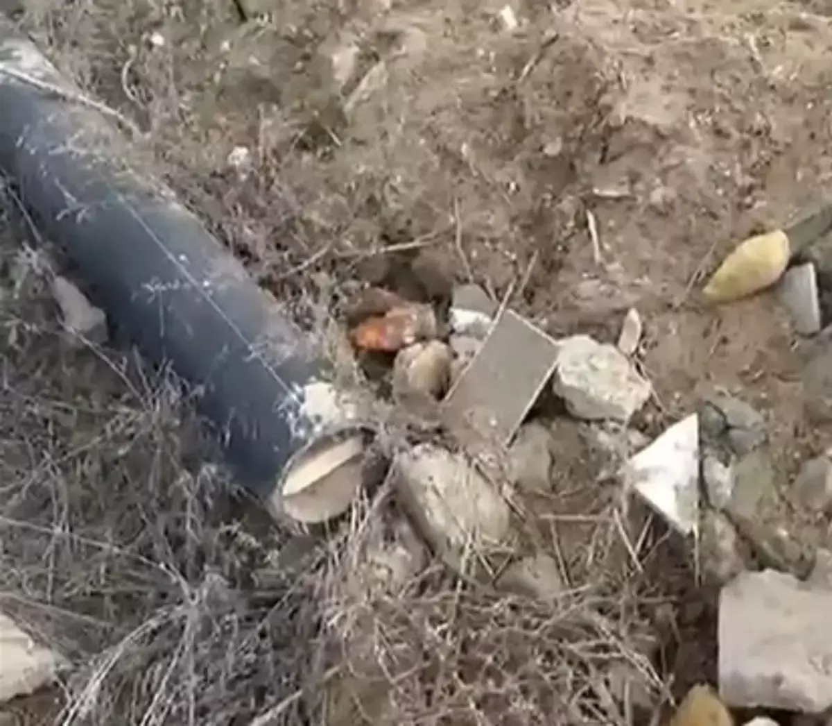 Труба в прибрежной зоне вызвала беспокойство жителей Актау - новости на Lada.kz 15.01.2026