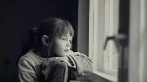 "Өз еркіммен "детдомға" кеттім" деген баланың жазбасы жұртты жылатты