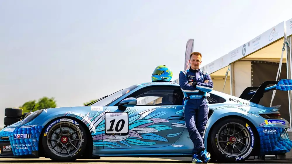 Казахстанский автогонщик отправился на престижный 24-часовой турнир в Дубае