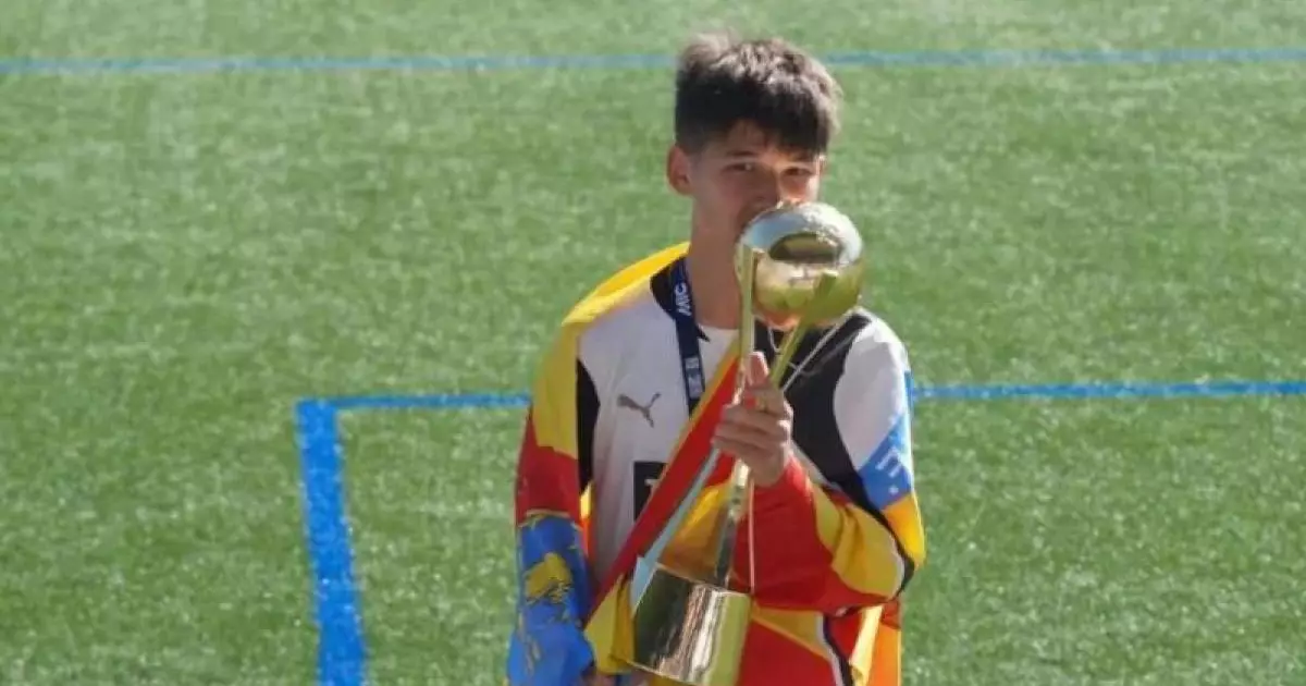  Он үш жастағы қазақстандық футболшы Испанияның аймақтық құрамасына шақырту алды 