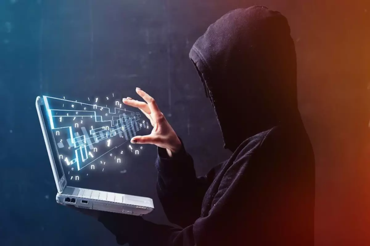 Атырауский блогер «Хакер» объявлен в розыск по линии Интерпола