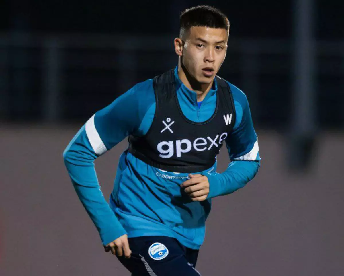 “Черноморецке” тиесілі қазақстандық футболшы командасыз қалды