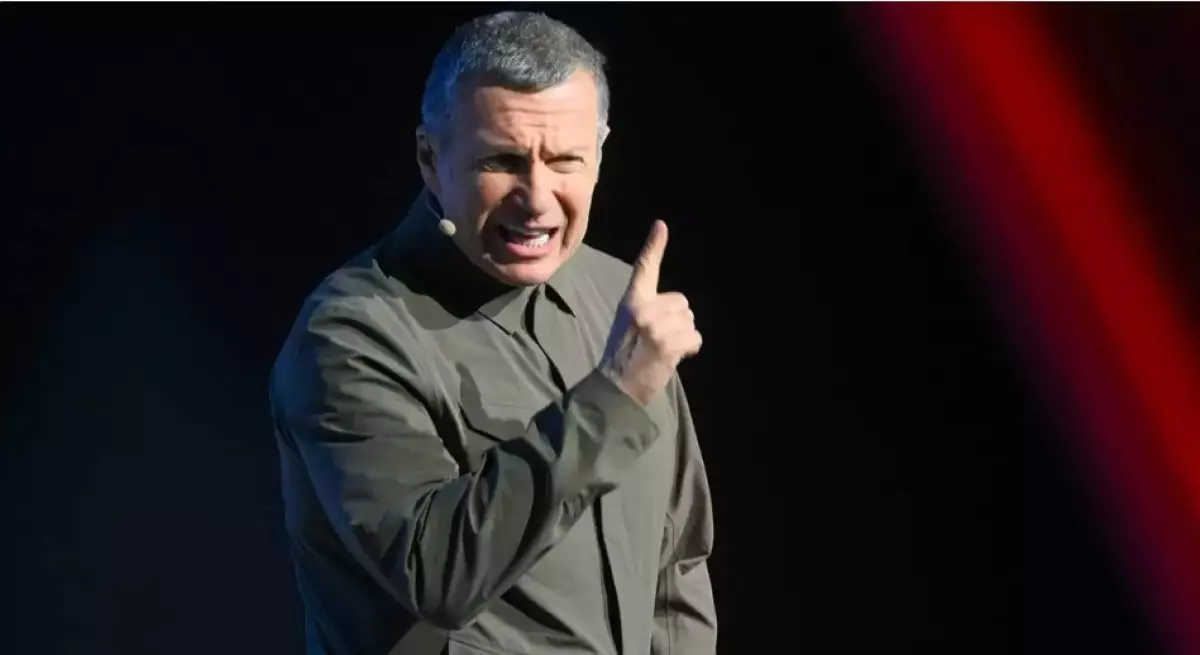 Соловьёв эфирден жоғалды: не болып жатыр