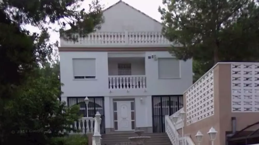 Вилла в Испании, самые большие зарплаты, смерть на заводе: новости Казахстана за 15 января