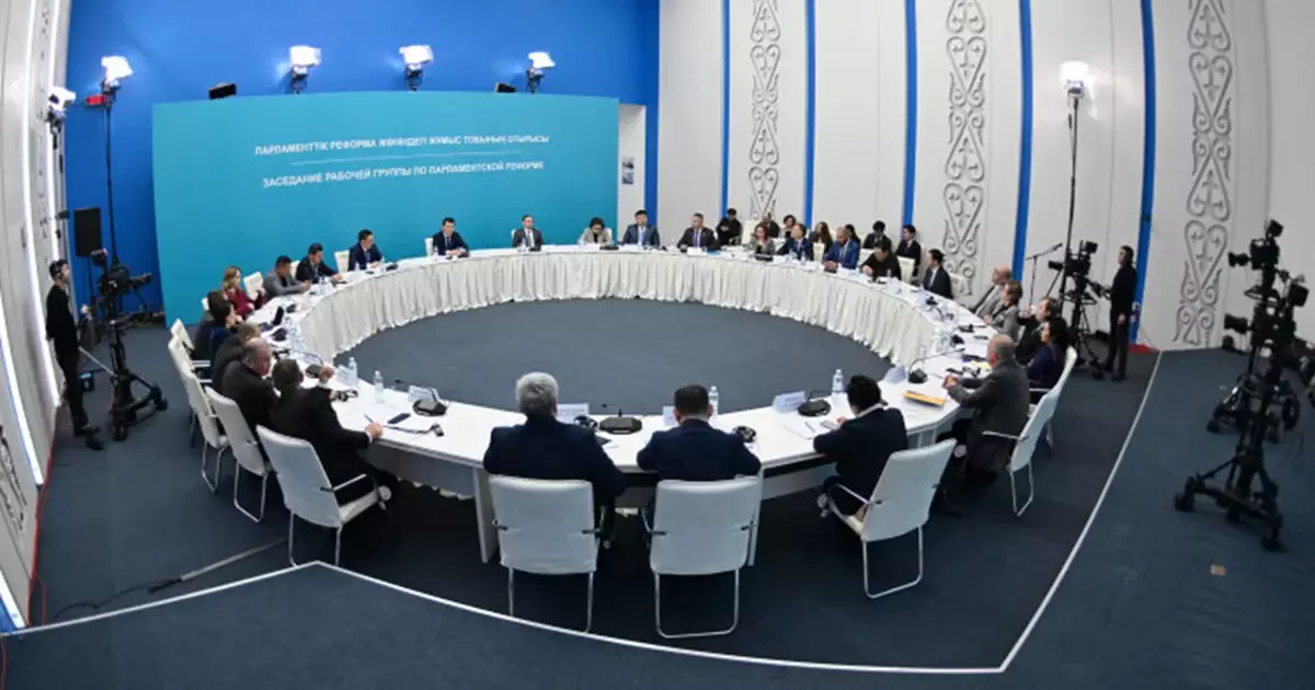 Парламентская реформа: идеи и предложения по ней поступают от депутатов и общественности
