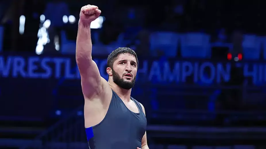 Двукратный олимпийский чемпион Садулаев подписал контракт с американской лигой