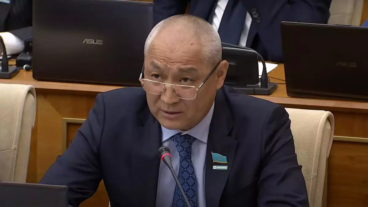 Казахстанец подал иск к депутату мажилиса в Астане