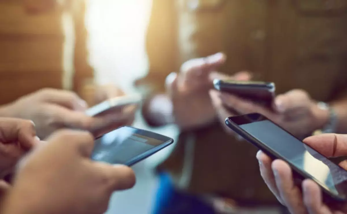 Қазақстанда мобильді интернет тарифтерін төмендетуді талап ететін петиция жарияланды