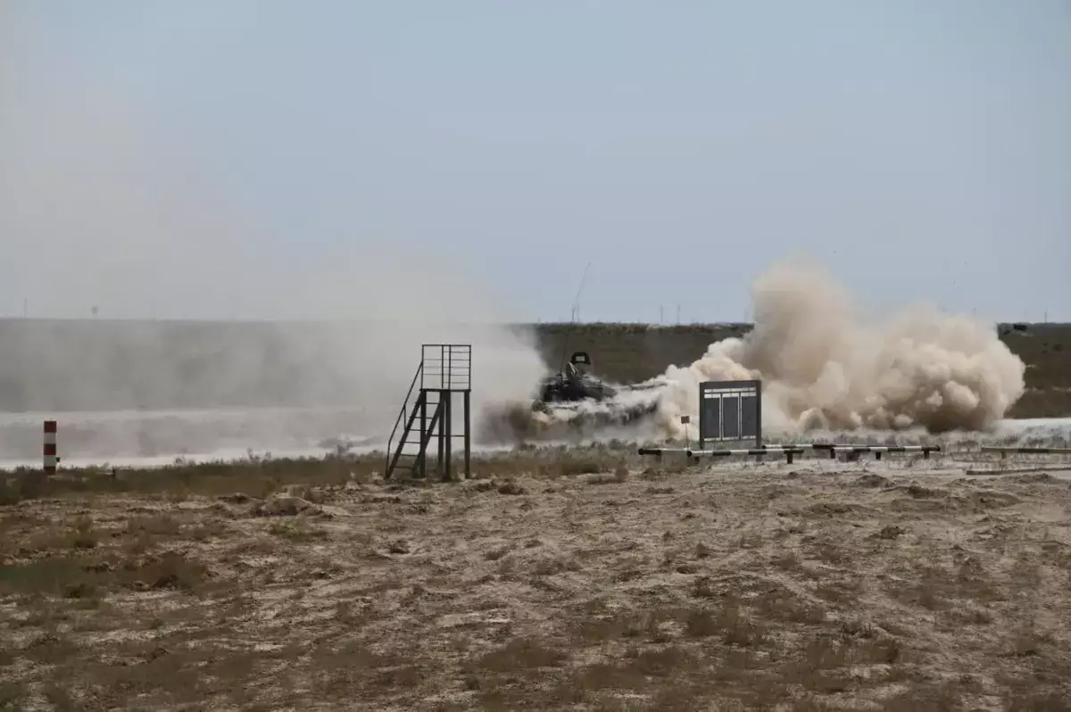 Военнослужащий погиб под колесами грузовика в Мангистау - новости на Lada.kz 15.01.2026