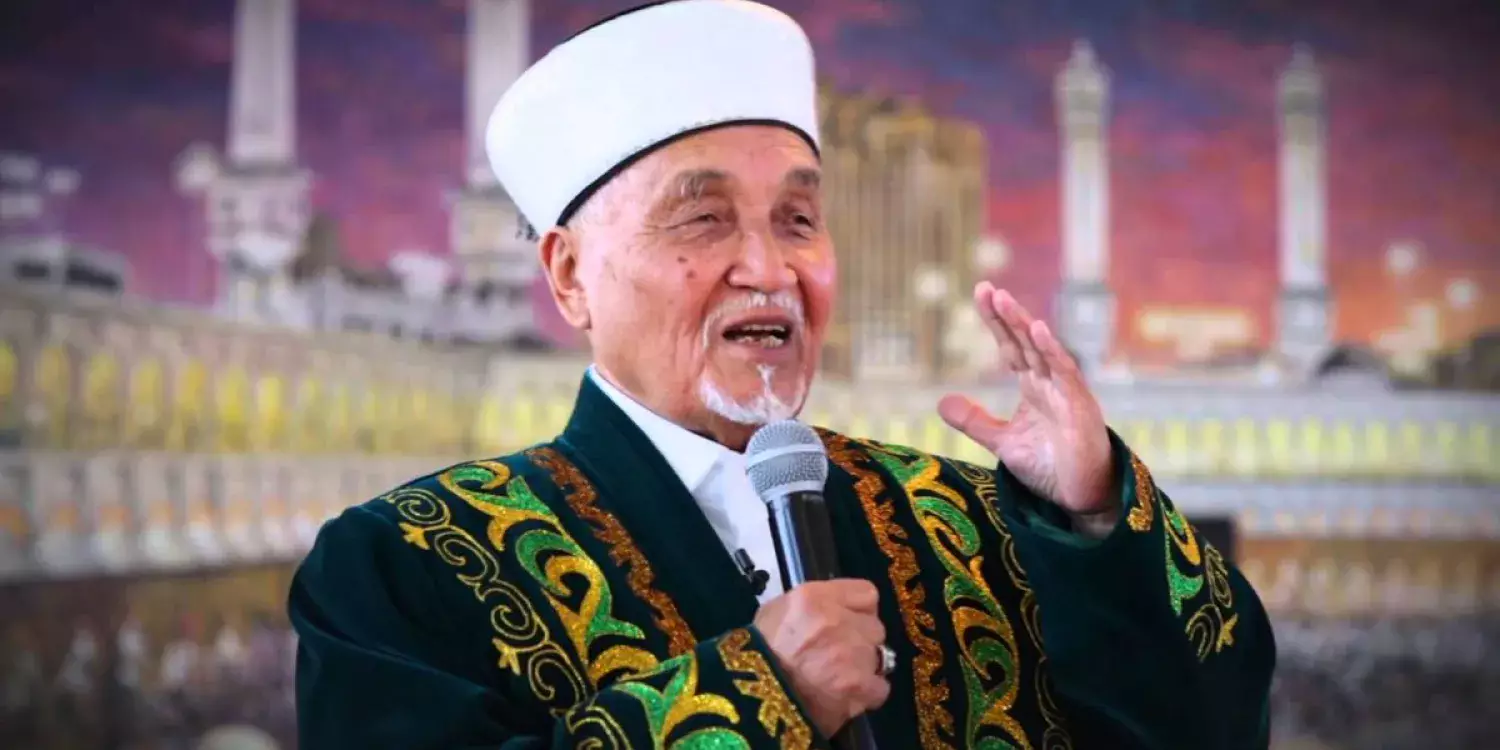 Суық хабар! Еліміздің алғашқы бас мүфтиі өмірден өтті