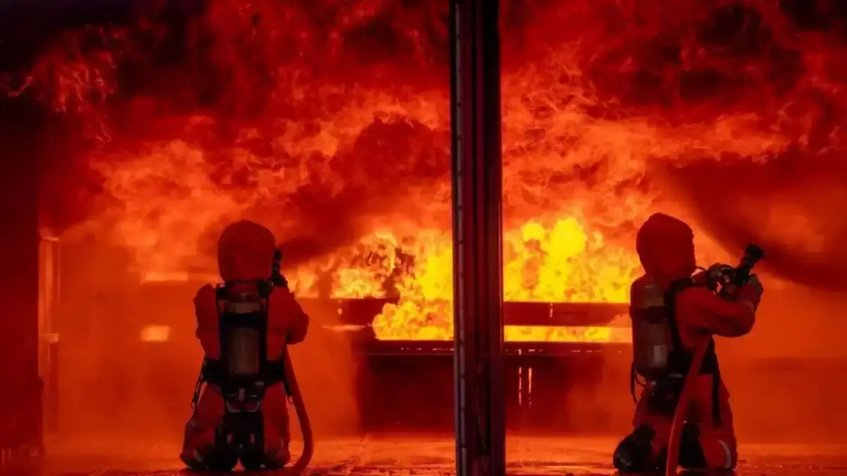 Павлодарда төрт баласы бар отбасының үйі өртеніп, екі бала қаза тапты