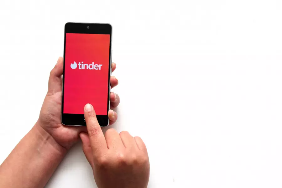 Tinder-дегі “Нұрай“ Астана тұрғынын 4 млн теңгеге сан соқтырған