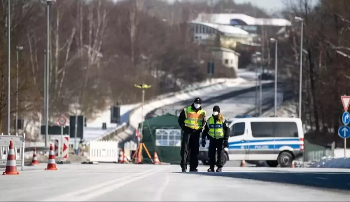 Латвия шекарашылары екі қазақстандықты жазалады