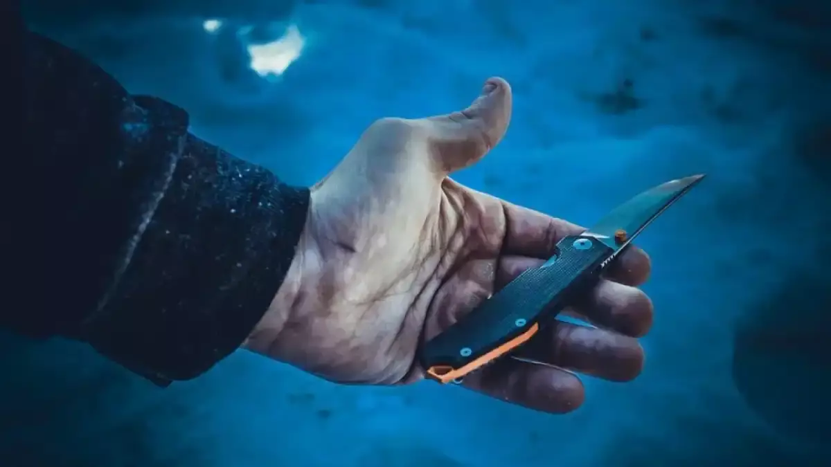 Алматыда ер адам азаматтық әйелін пышақтап өлтірген