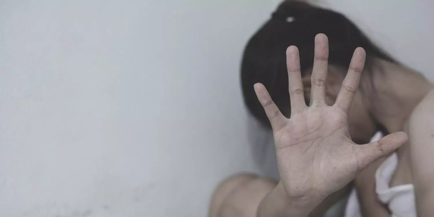 Шымкентте кәмелет жасқа толмаған қызды алып қашып кеткен жігіт зорлық көрсеткен