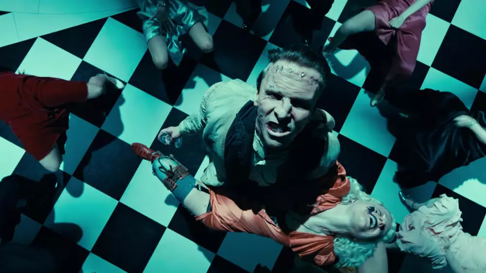 “Это не тот Франкенштейн“: новый фильм с Бейлом удивил зрителей