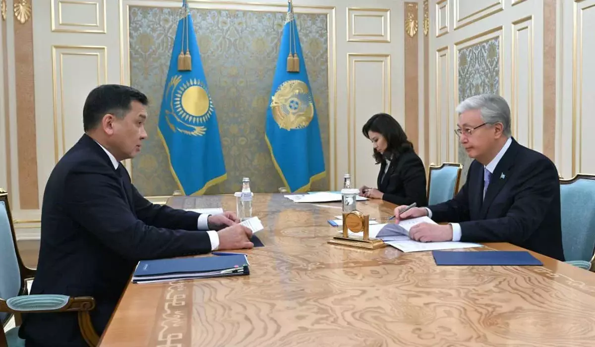 Транзит грузов вырос более чем на 20%: что обсудил Токаев с главой КТЖ