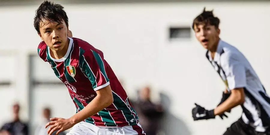 Қазақстандық ойыншы Португалия клубымен келісімшартқа қол қойды