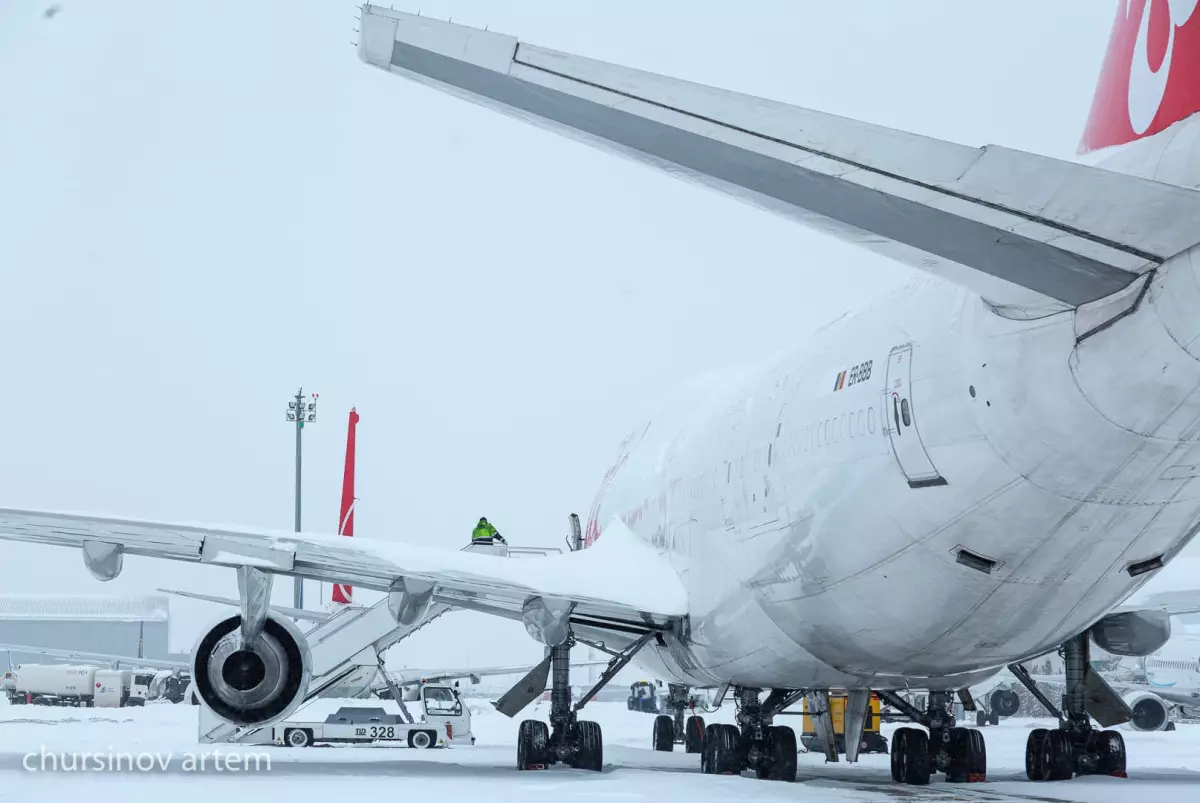 Без посредников: в аэропортах Алматы и Астаны авиакомпании стали заправлять напрямую "в крыло"