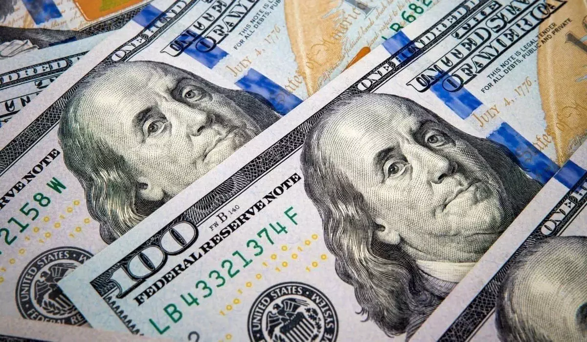 Курс доллара на биржевых торгах в Казахстане превысил 512 тенге